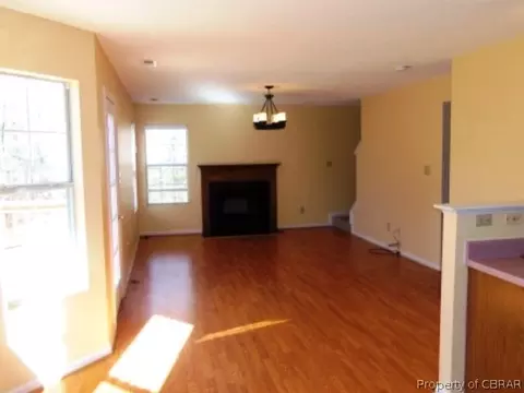 7164 Brendan Ct, Gloucester, VA 23061 photo 3