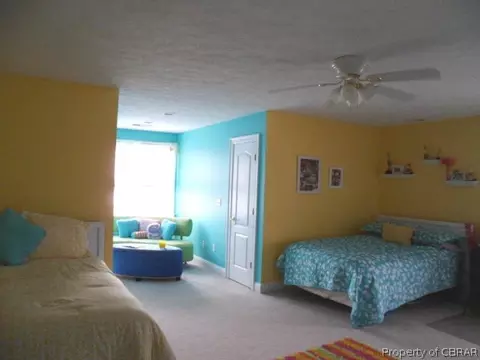 8765 Coles Landing Dr, Gloucester, VA 23061 photo 10