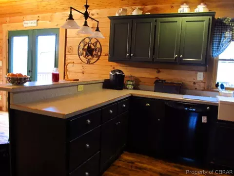 8575 Midlothian Ln, Gloucester, VA 23061 photo 9