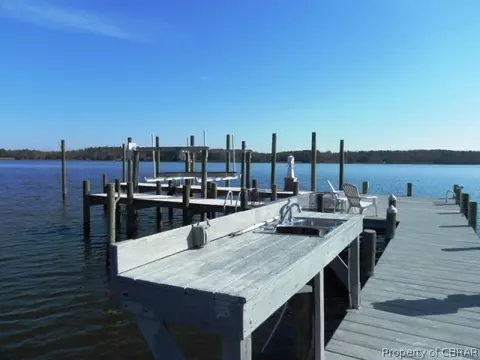 7809 Haynes Dr, Gloucester, VA 23061 photo 29