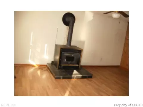 4734 Hickory Fork Rd, Gloucester, VA 23061 photo 3
