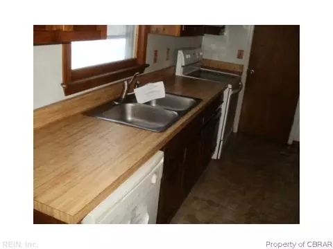 4734 Hickory Fork Rd, Gloucester, VA 23061 photo 8