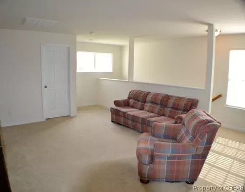 7228 Jeanne Dr, Gloucester, VA 23061 photo 6