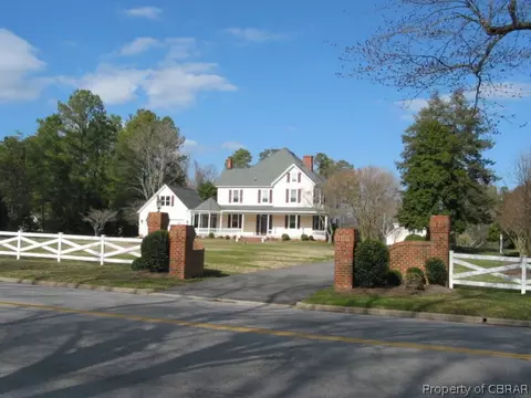 527 General Puller Hwy, Saluda, VA 23149 photo 7
