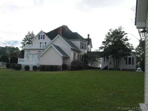 527 General Puller Hwy, Saluda, VA 23149 photo 12