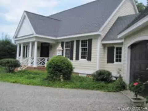 131 Yankee Point Rd, Lancaster, VA 22503 photo 1