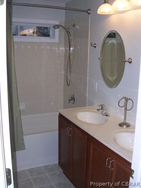 5992 Sean Paul Dr, Gloucester, VA 23061 photo 16