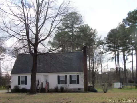 6404 Sterling Ct, Gloucester, VA 23061 photo 1