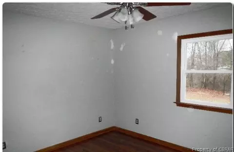 91 Star Gate Ln, Dutton, VA 23050 photo 2