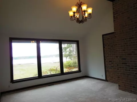 6914 Ware Neck Rd, Gloucester, VA 23061 photo 18