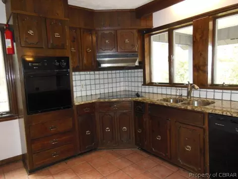6914 Ware Neck Rd, Gloucester, VA 23061 photo 14
