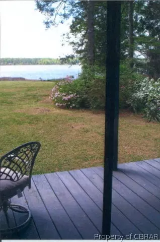 6914 Ware Neck Rd, Gloucester, VA 23061 photo 8