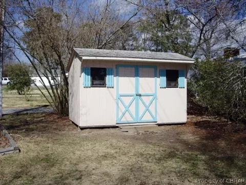 12007 Roane Ave, Gloucester, VA 23061 photo 13
