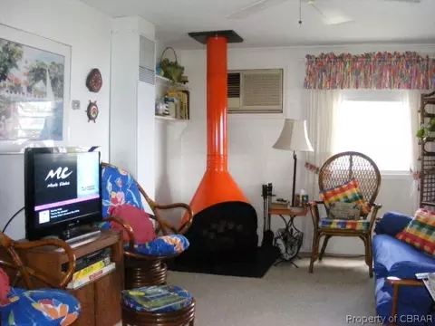 12007 Roane Ave, Gloucester, VA 23061 photo 10