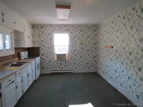 6922 Belroi Rd, Gloucester, VA 23061 photo 4