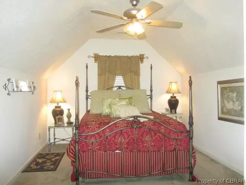 7752 Waters Edge Ln, Gloucester Point, VA 23062 photo 13
