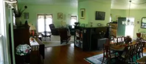 5869 Inlet Ln, Gloucester, VA 23061 photo 5