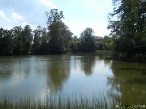 5869 Inlet Ln, Gloucester, VA 23061 photo 20