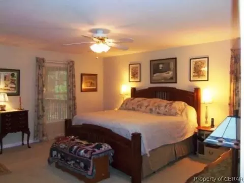 6713 Mill Ln, Gloucester, VA 23061 photo 5