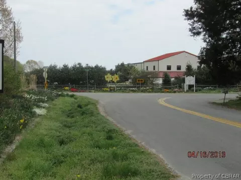 7445 Ware Neck Rd, Gloucester, VA 23061 photo 7