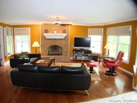 5346 Millwood Dr, Gloucester, VA 23061 photo 8