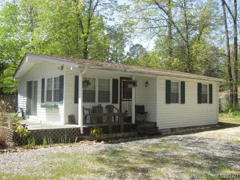 12290 Beech Trl, Gloucester, VA 23061 photo 1