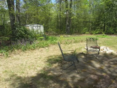 12290 Beech Trl, Gloucester, VA 23061 photo 9