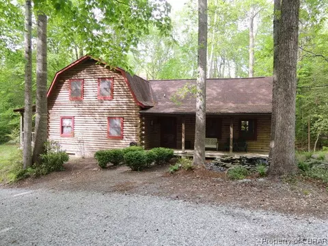 7028 Enfield Rd, Gloucester, VA 23061 photo 5