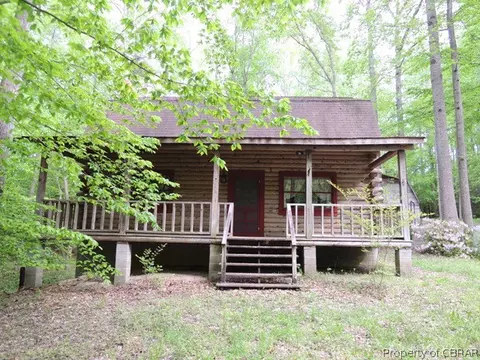 7028 Enfield Rd, Gloucester, VA 23061 photo 2