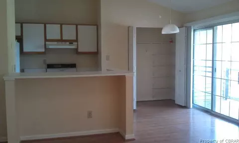 206 B Lantana Ln, Hampton, VA 23669 photo 5