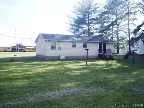 465 General Puller Hwy, Saluda, VA 23149 photo 3