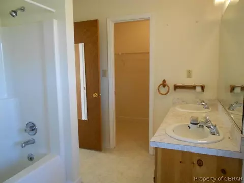 5302 Chestnut Fork Rd, Gloucester, VA 23061 photo 12