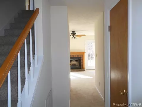 5302 Chestnut Fork Rd, Gloucester, VA 23061 photo 2