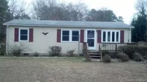 7 Cherry Point Dr, White Stone, VA 22578 photo 1