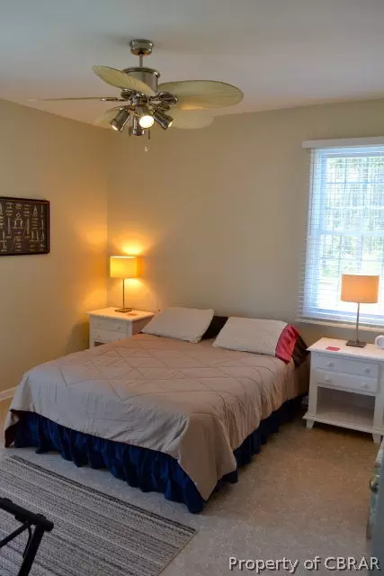 5853 Ware Point Ln, Gloucester, VA 23061 photo 8