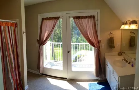 5853 Ware Point Ln, Gloucester, VA 23061 photo 14