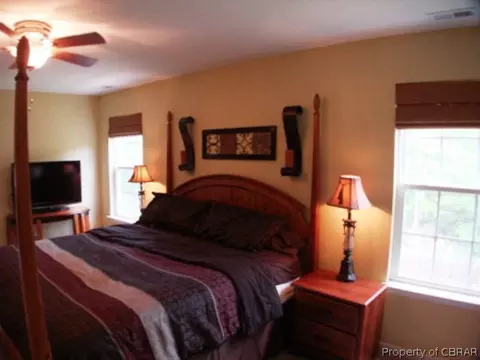 7388 Jeanne Dr, Gloucester, VA 23061 photo 10