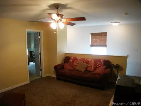 7388 Jeanne Dr, Gloucester, VA 23061 photo 9