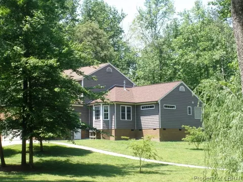 4591 Hill Trl, Gloucester, VA 23061 photo 2