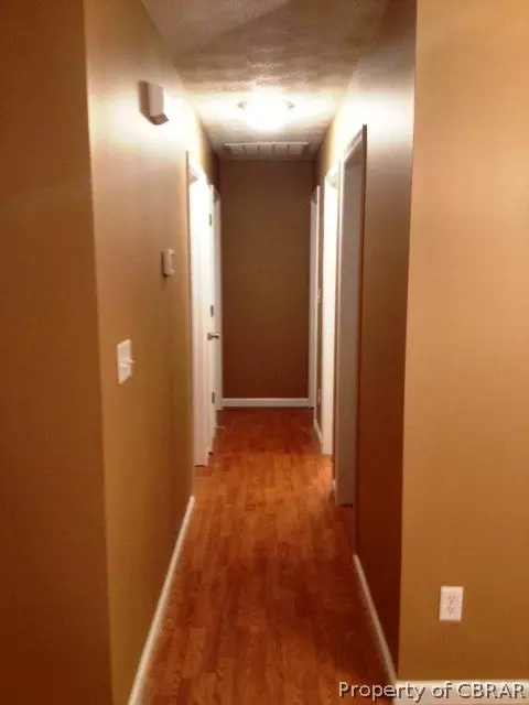 12352 Beech Trl, Gloucester, VA 23061 photo 7