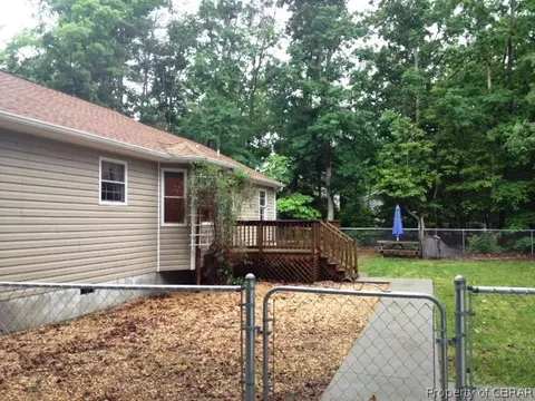 12352 Beech Trl, Gloucester, VA 23061 photo 22
