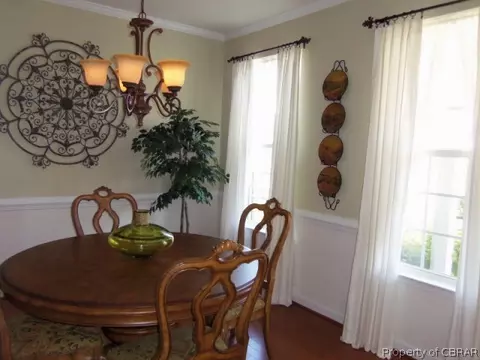 6236 Ruth Dr, Gloucester, VA 23061 photo 4
