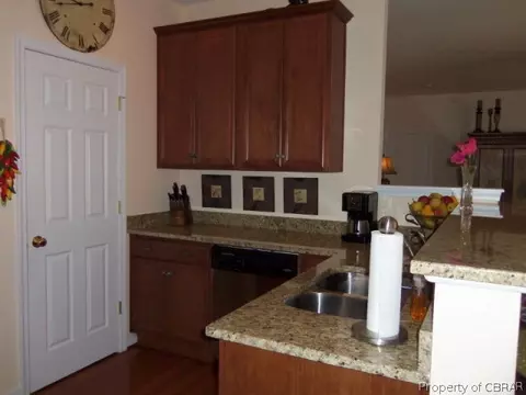 6236 Ruth Dr, Gloucester, VA 23061 photo 6