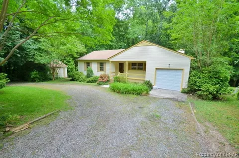 7598 Forbes Rd, Gloucester, VA 23061 photo 2