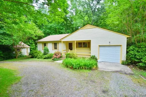 7598 Forbes Rd, Gloucester, VA 23061 photo 1