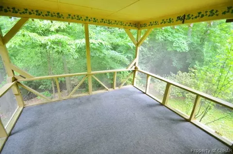 7598 Forbes Rd, Gloucester, VA 23061 photo 10