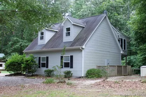 10622 Cedar Gate Ln, Gloucester, VA 23061 photo 1