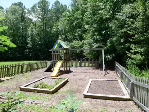 5721 King Ridge Rd, Gloucester, VA 23061 photo 24