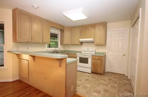 7608 Compromise Hill Rd, Gloucester, VA 23061 photo 9