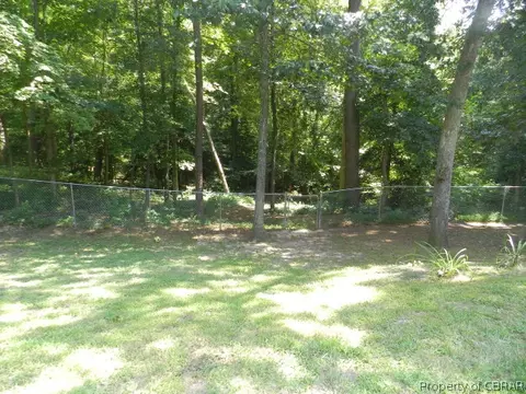 6325 Jones Creek Dr, Gloucester, VA 23061 photo 7